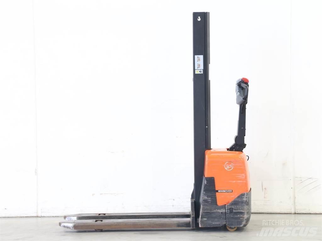 BT HWE100 Transpaleta manuala