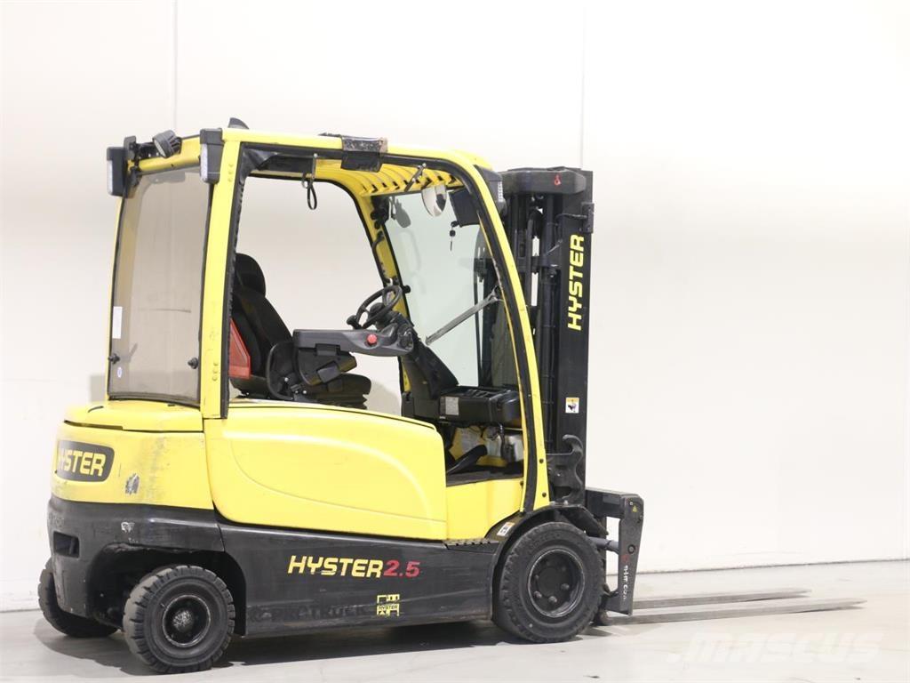 Hyster J2,5XN Stivuitor electric