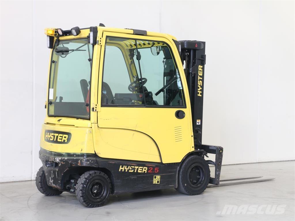 Hyster J2.5XN Stivuitor electric