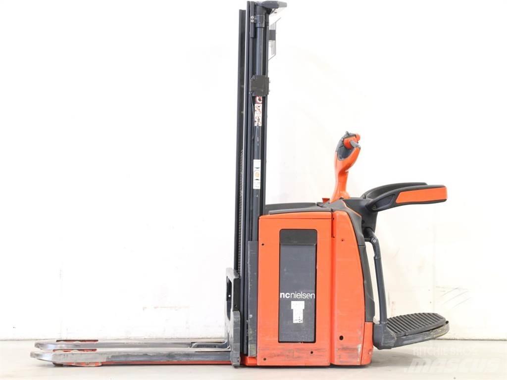 Linde D12AP/1173-01 Transpaleta manuala