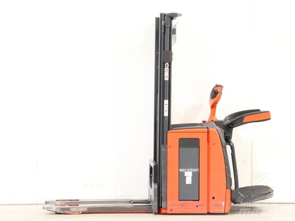 Linde D12AP/1173-01 Transpaleta manuala