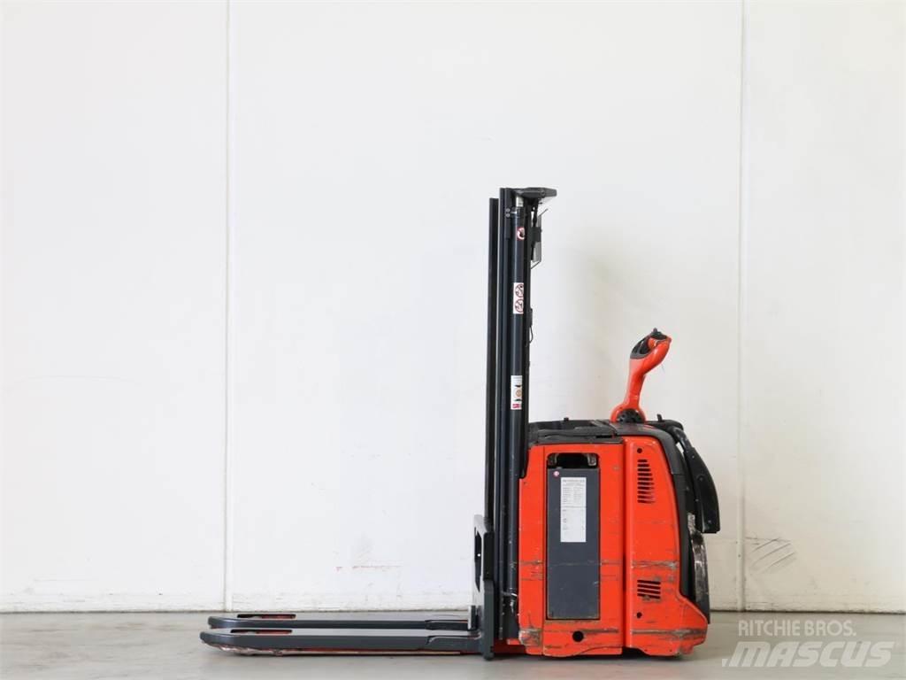 Linde D12AP/133 Transpaleta manuala
