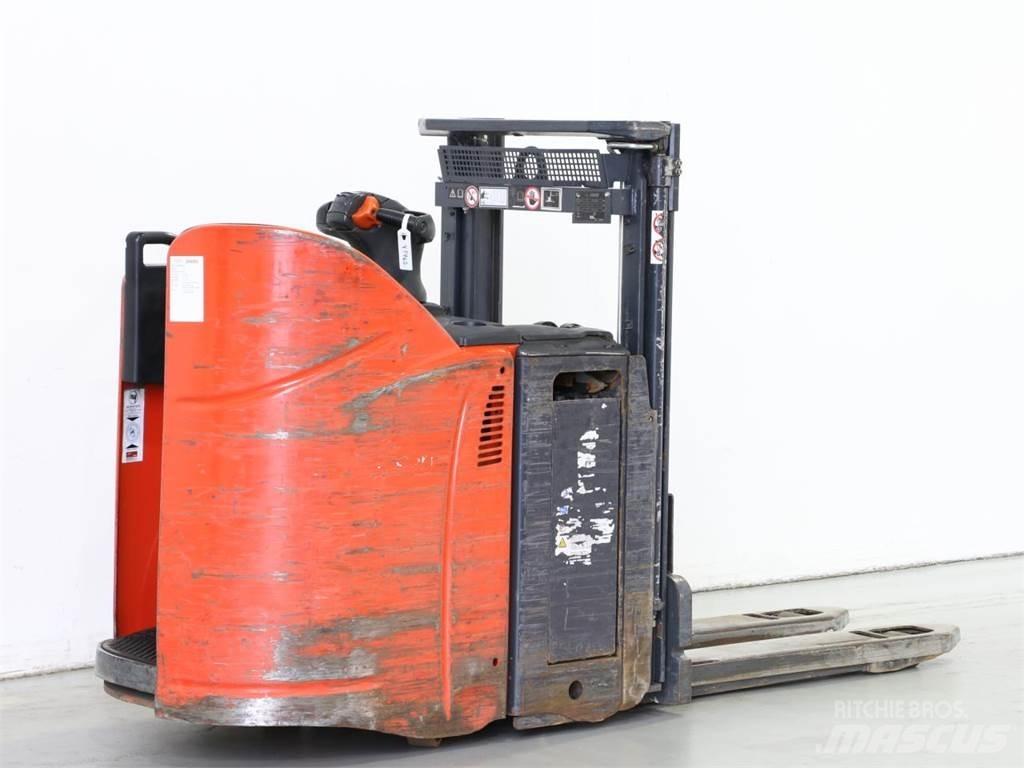 Linde D12HPSP/133 Transpaleta manuala
