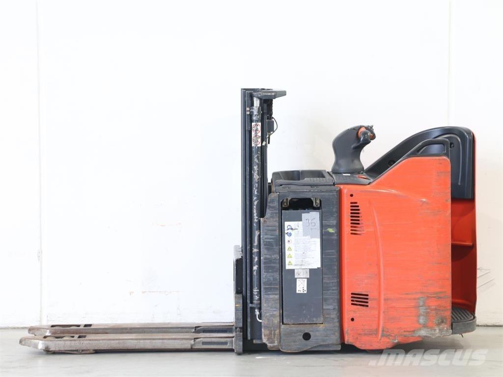 Linde D12SP/133 Transpaleta manuala