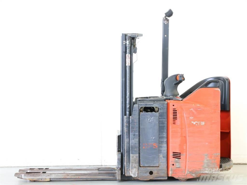 Linde D12SP/133 Transpaleta manuala