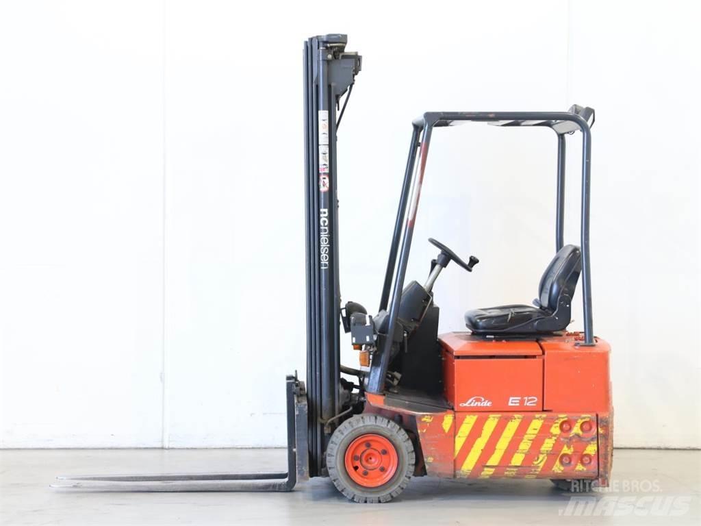 Linde E12/324 Stivuitor electric