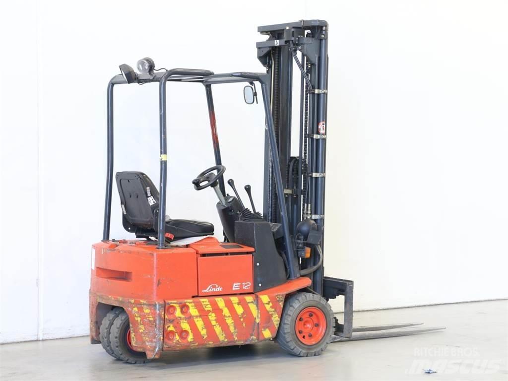 Linde E12/324 Stivuitor electric