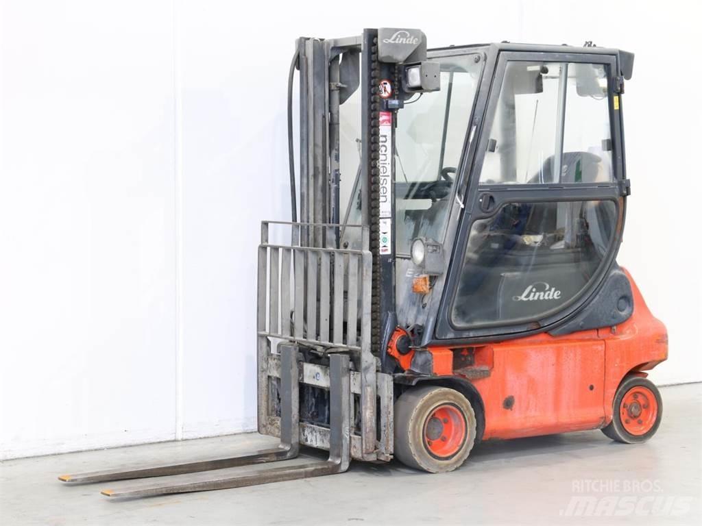 Linde E20P/335-02 Stivuitor electric