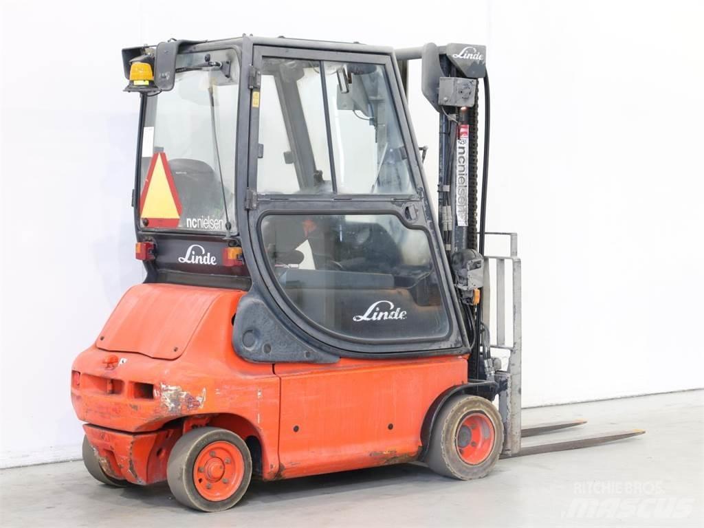 Linde E20P/335-02 Stivuitor electric