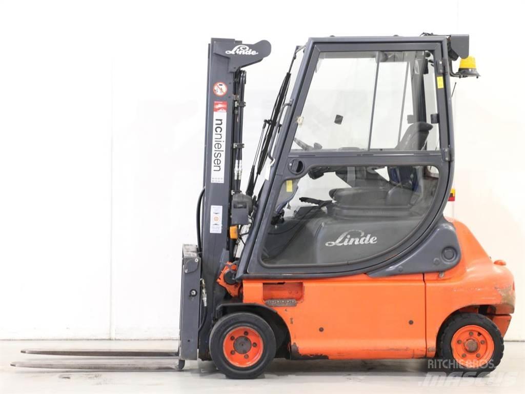 Linde E20P/335-02 Stivuitor electric