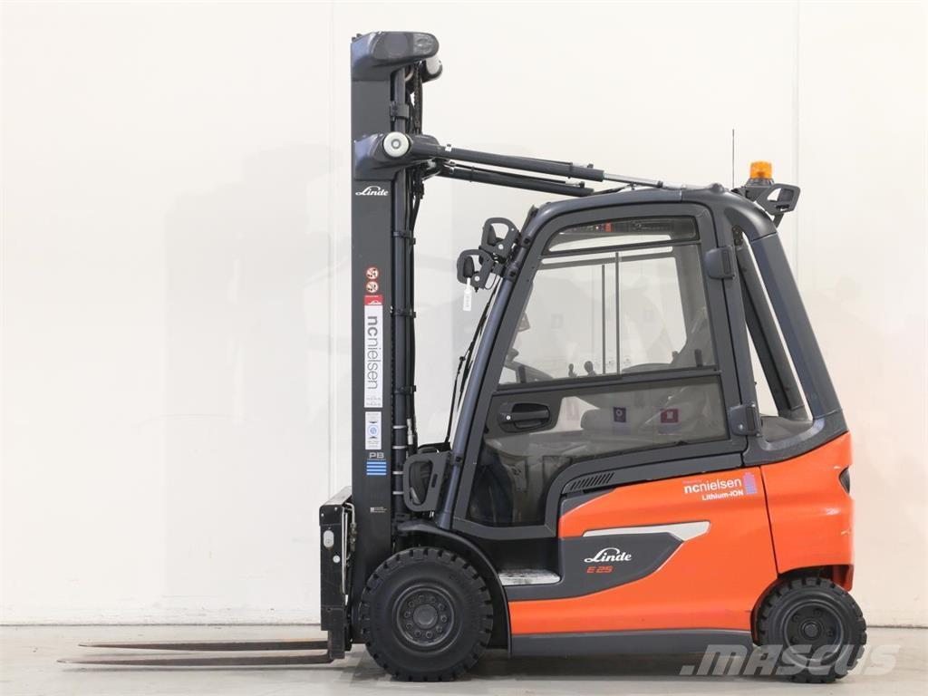 Linde E25/1252-01 Stivuitor electric