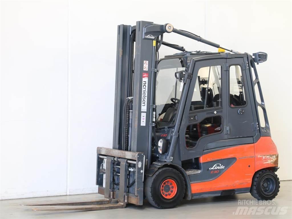 Linde E30/387 Stivuitor electric