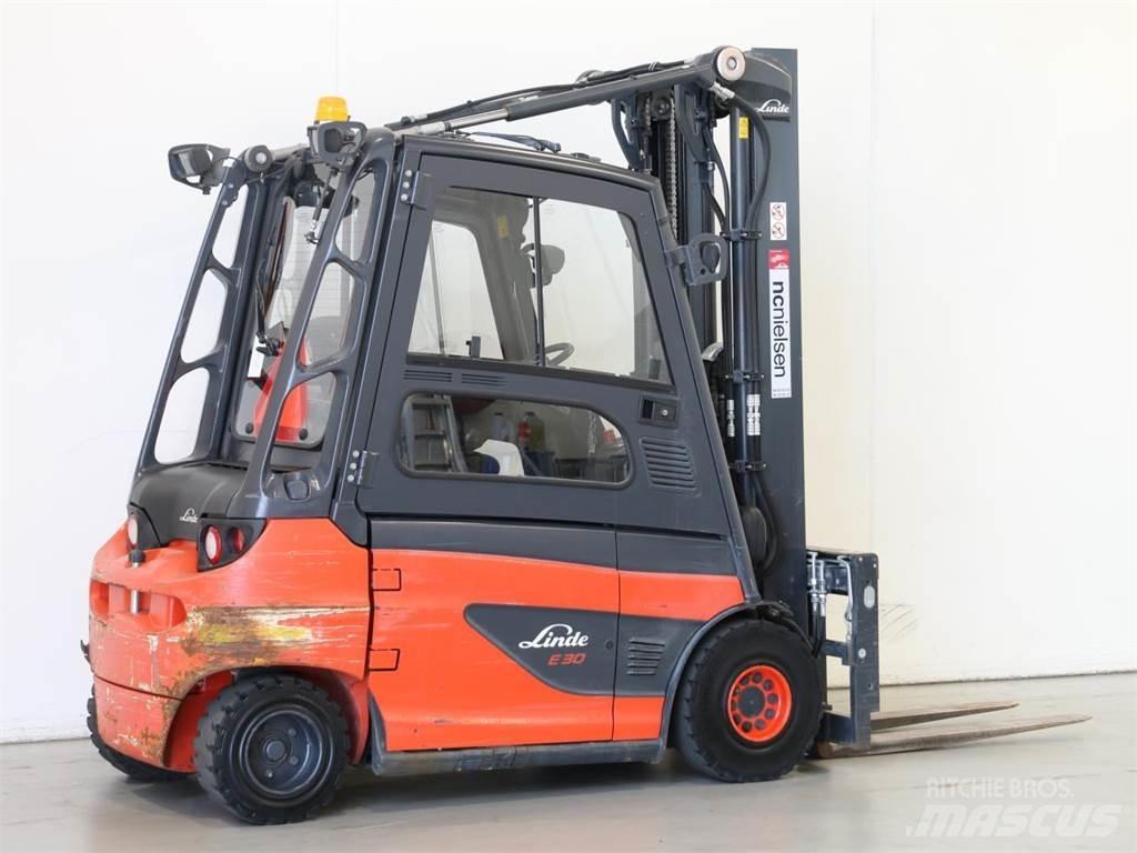 Linde E30/387 Stivuitor electric