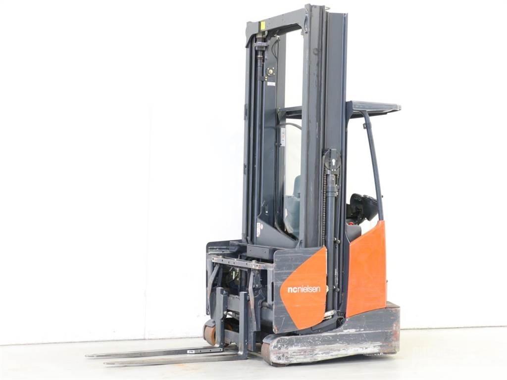 Linde R14X/116-03 Stivuitor cu catarg retractabil