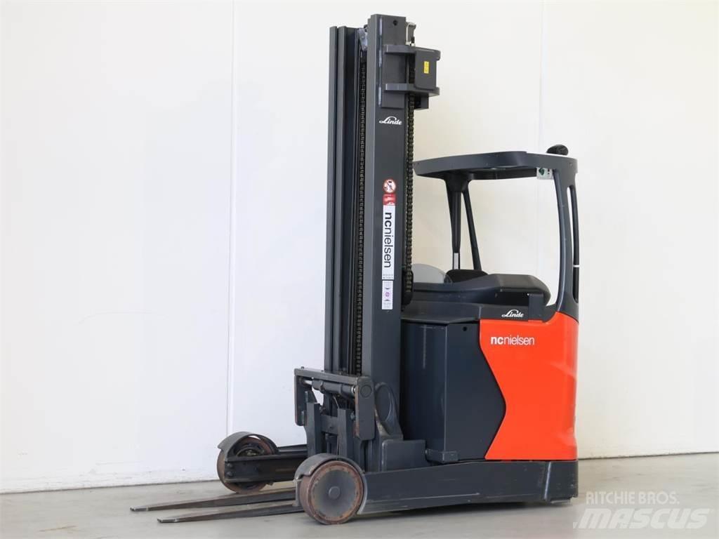 Linde R20/1120-01 Stivuitor cu catarg retractabil