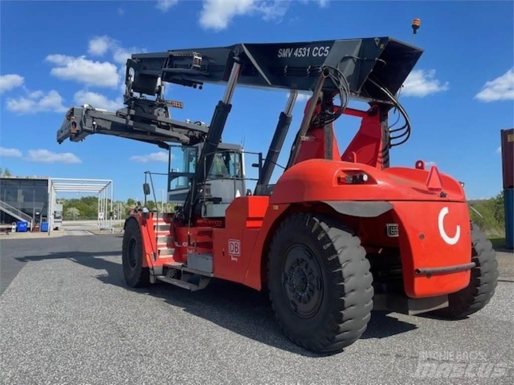 SMV 4531 CC5 Stivuitor cu catarg retractabil