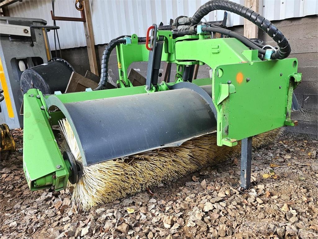 Avant Avoharja Perii