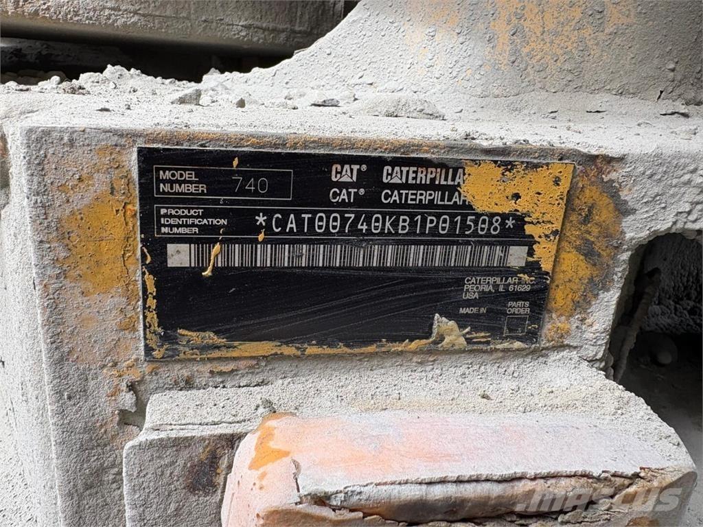 CAT 740 Transportoare articulate