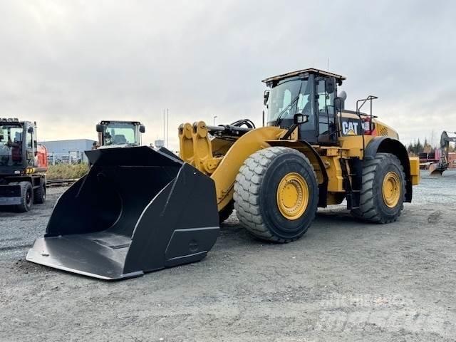 CAT 982M Incarcator pe pneuri