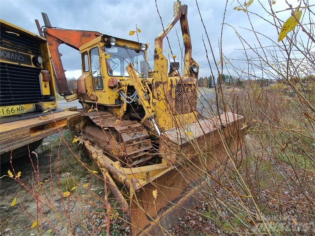 CAT D4D Buldozere pe senile