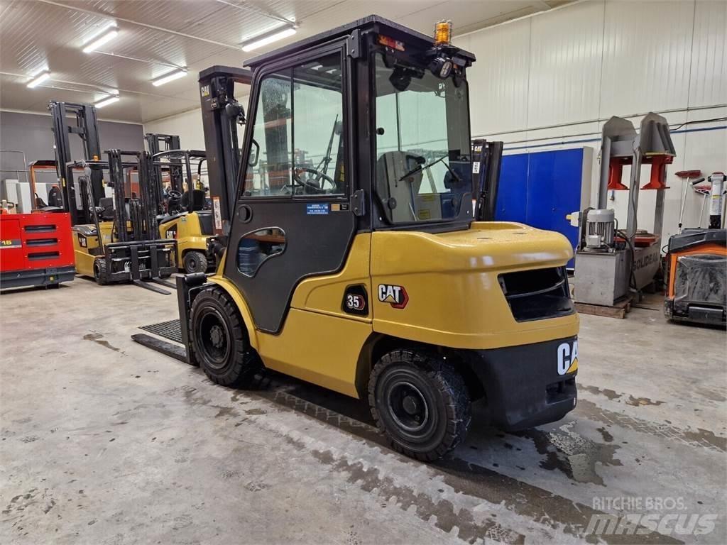 CAT DP35NT Stivuitor diesel