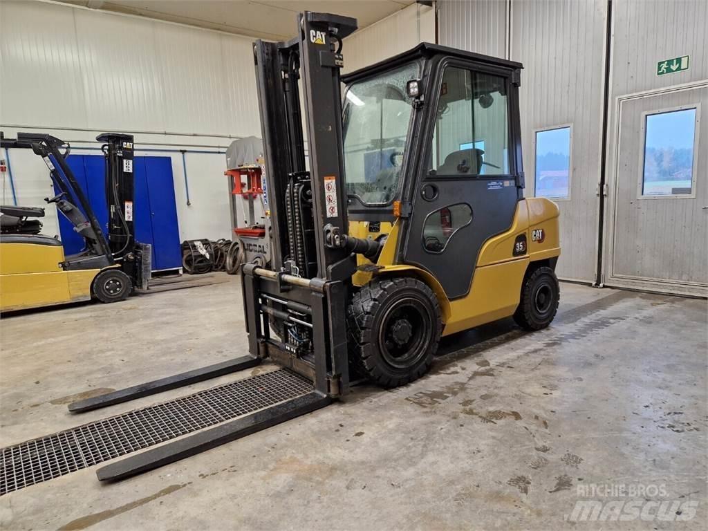 CAT DP35NT Stivuitor diesel
