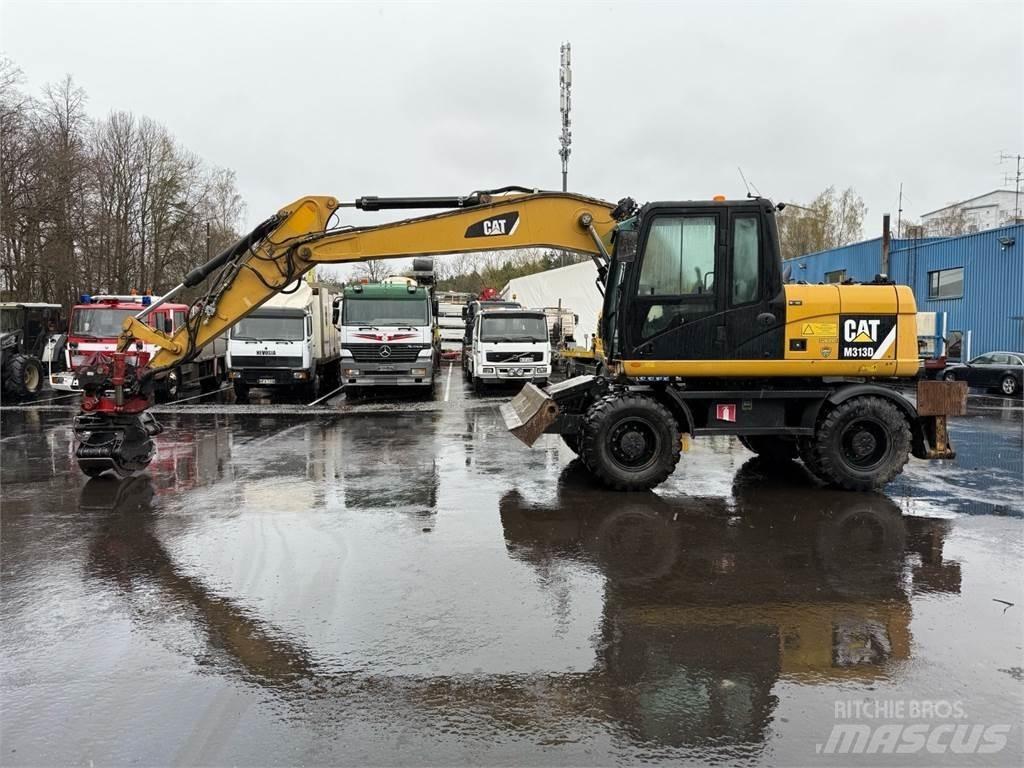 CAT M313 D Excavatoare cu roti