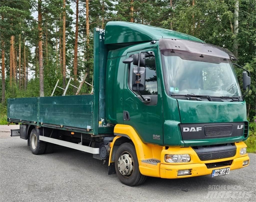 DAF LF 45.220 Camioane platforma/prelata