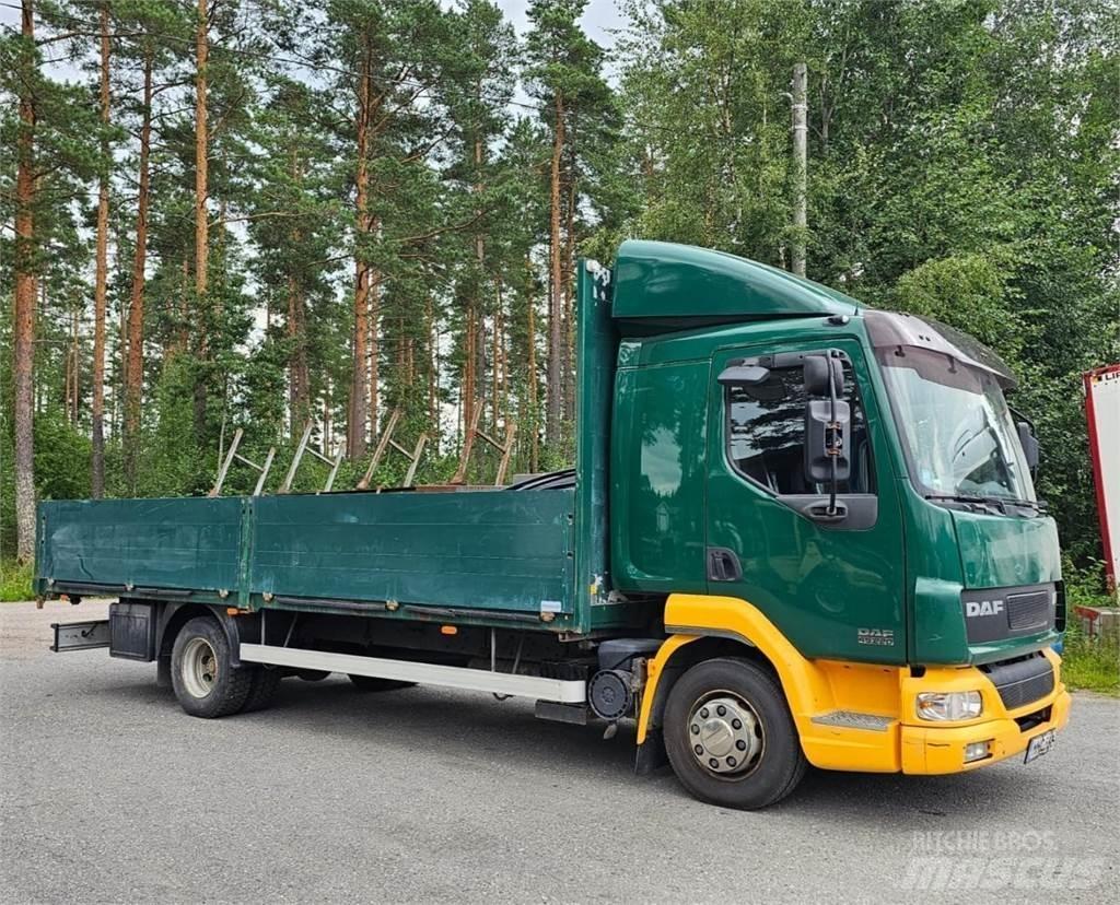 DAF LF 45.220 Camioane platforma/prelata