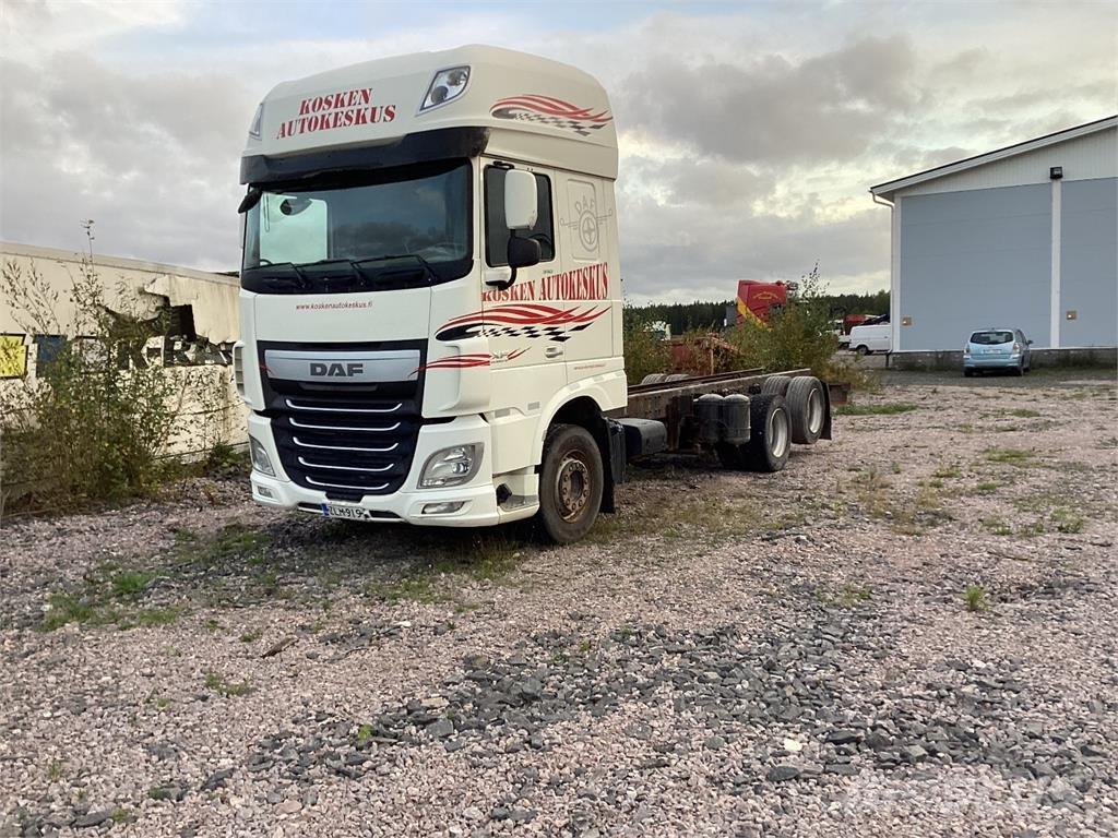DAF XF 530 Camion cabina sasiu
