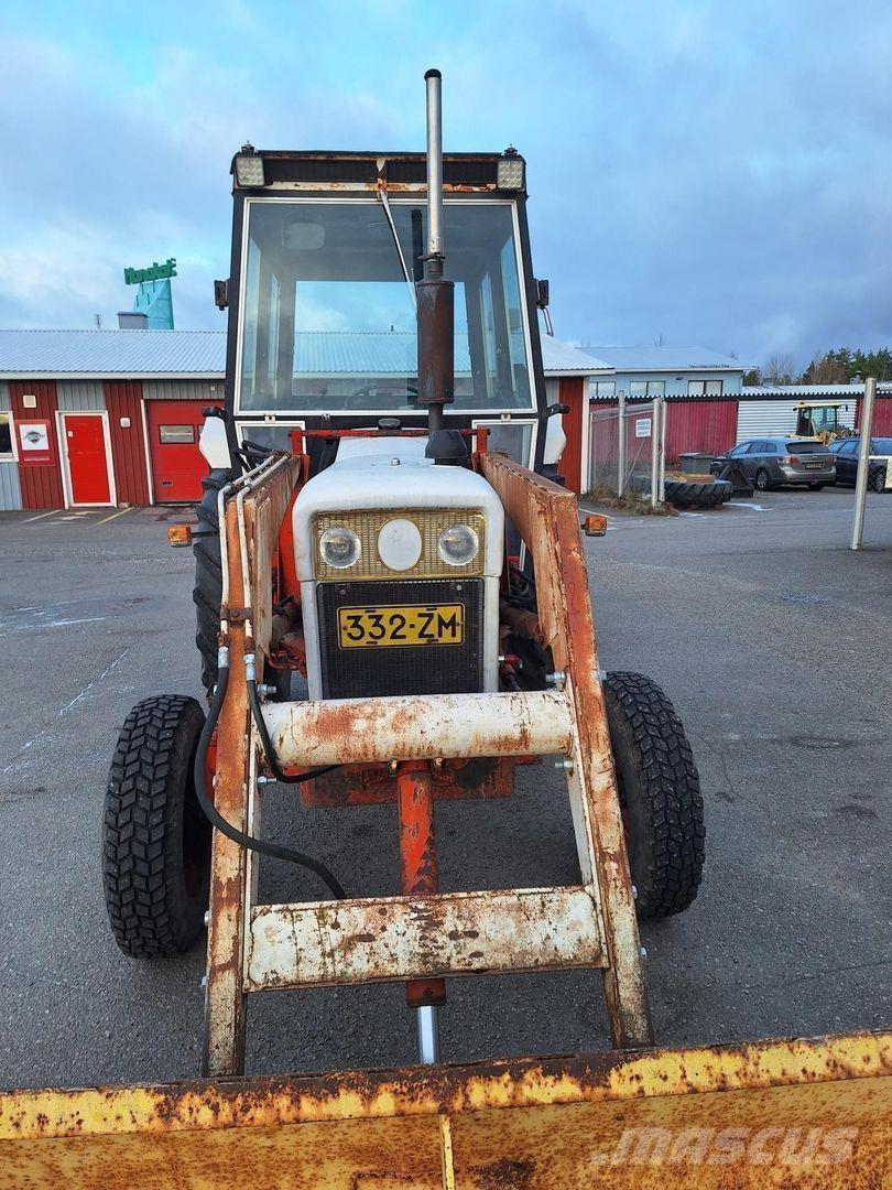 David Brown 990 Tractoare