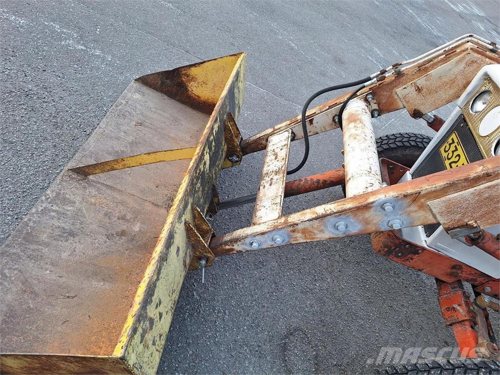 David Brown 990 Tractoare