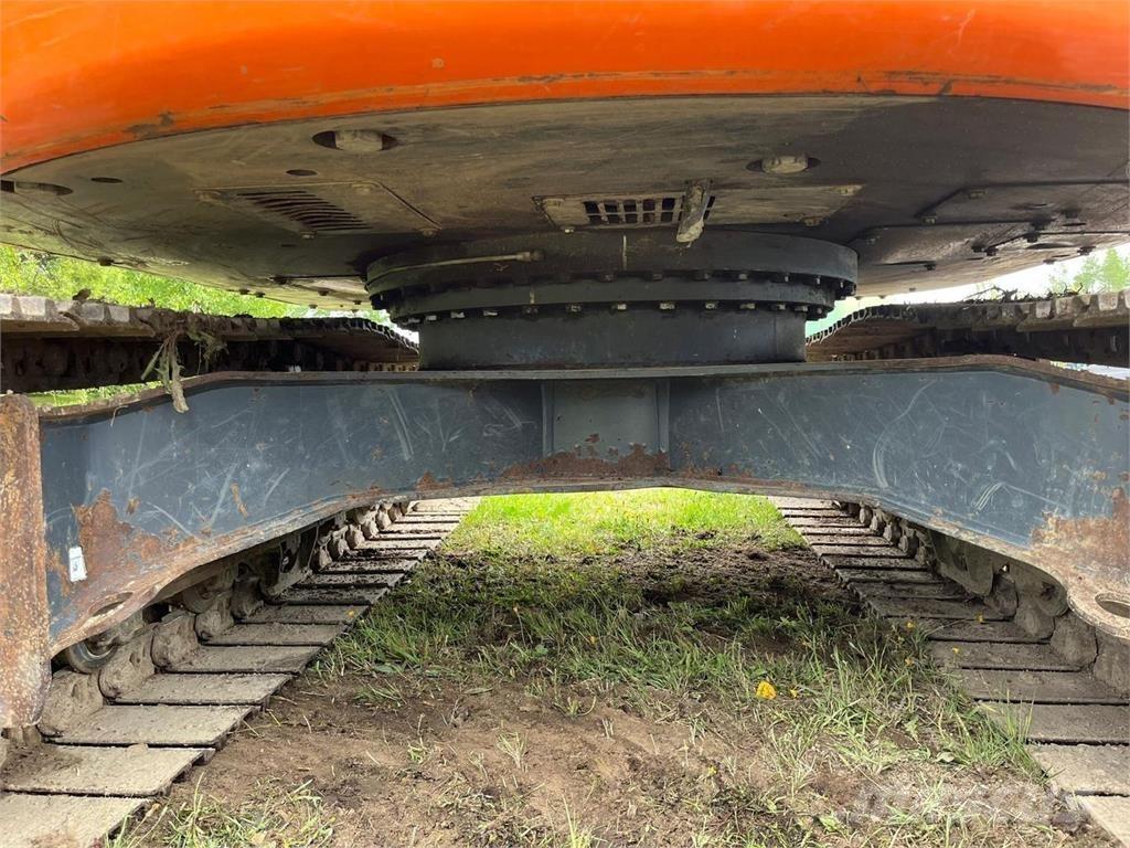 Doosan DX140LC Excavatoare pe șenile
