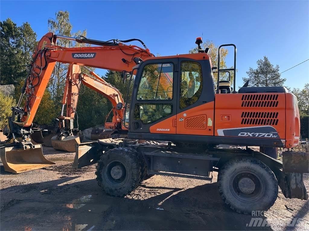 Doosan DX170W-5 Excavatoare cu roti