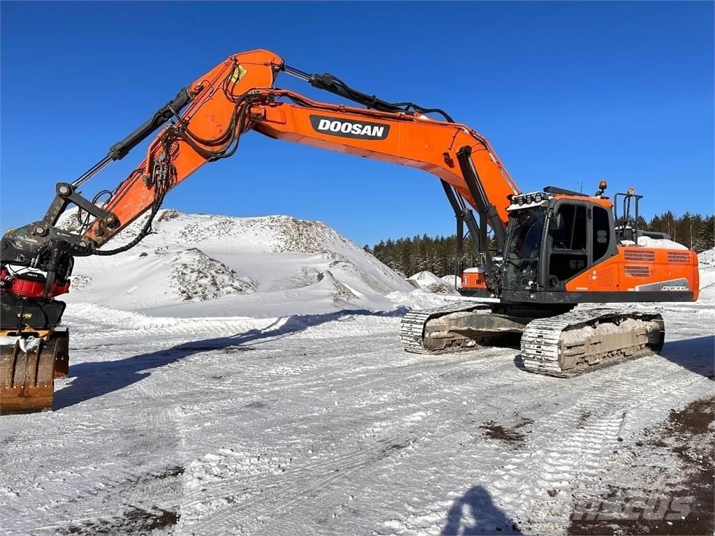 Doosan DX300 LC-5 Excavatoare pe șenile
