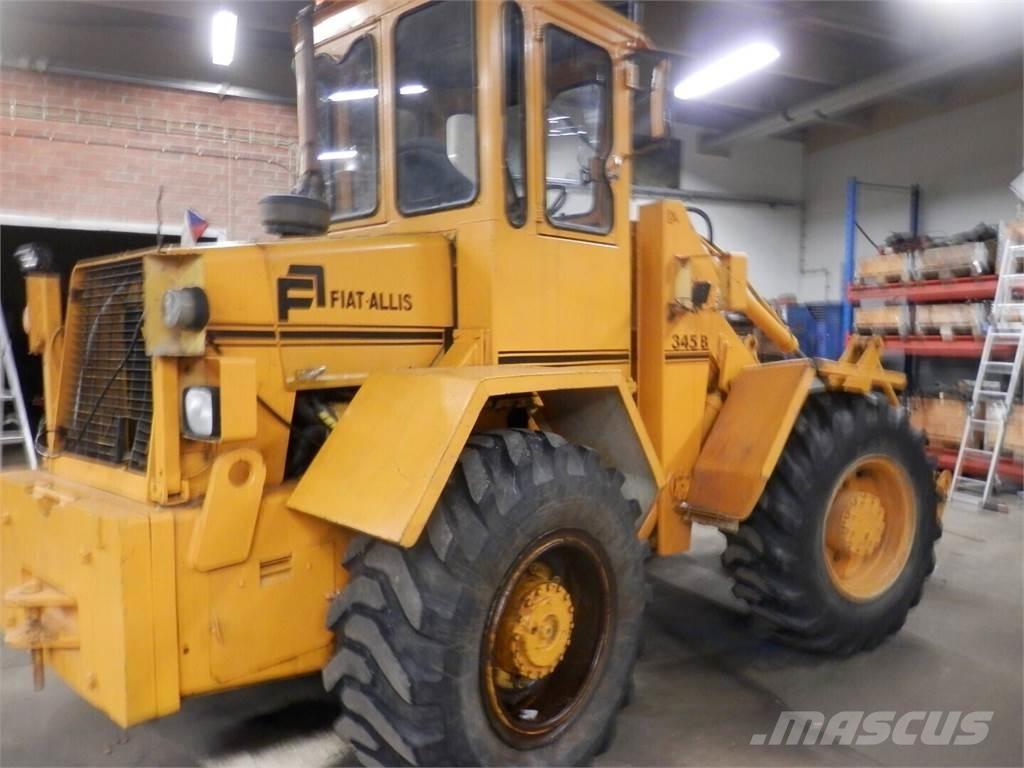 Fiat-Allis 345 B Incarcator pe pneuri