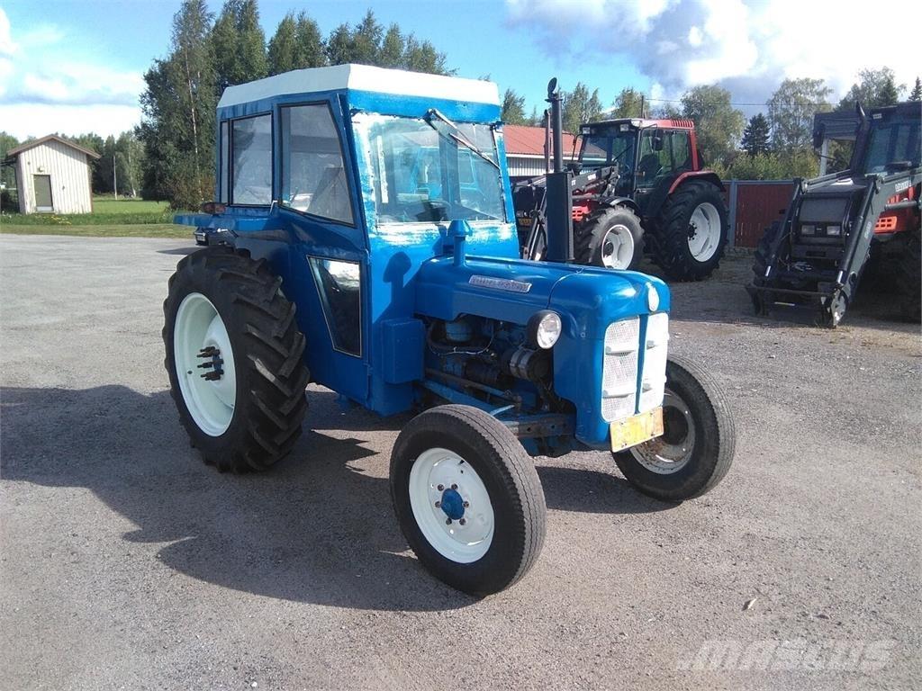 Fordson Dexta Tractoare