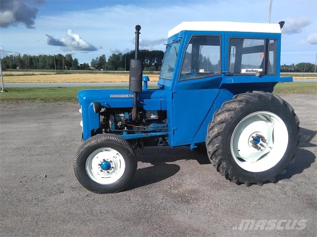 Fordson Dexta Tractoare