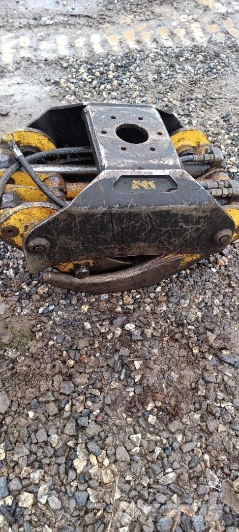  Grippen risukoura Cupe forestiere