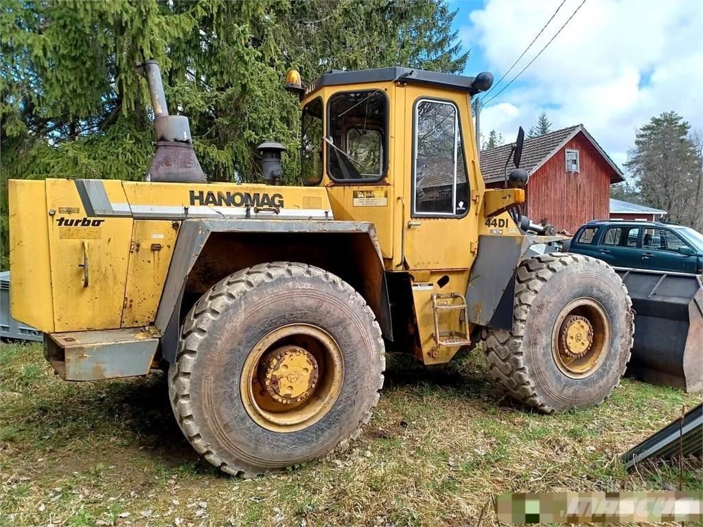 Hanomag 44D Incarcator pe pneuri