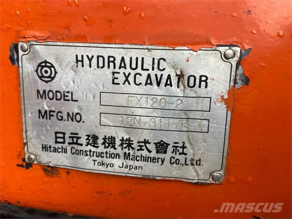 Hitachi Ex 120-2 Excavatoare pe șenile
