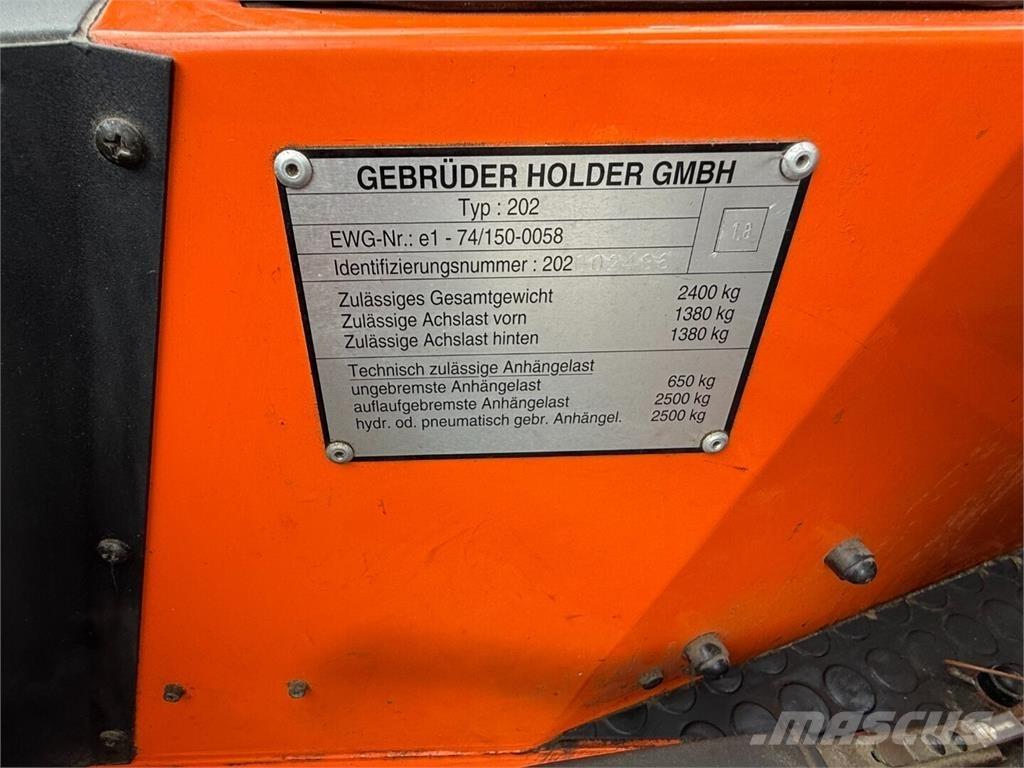 Holder C2.42 Utilaje întreţinere terenuri - Altele