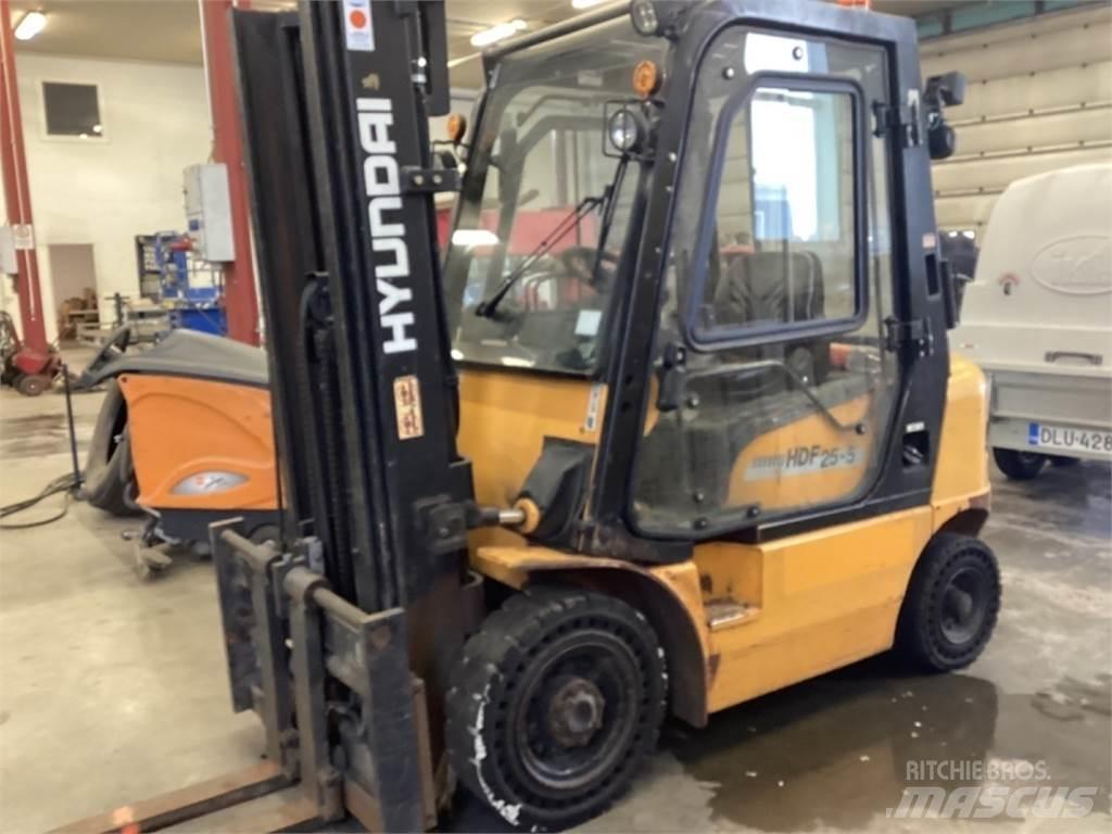 Hyundai HDE 25 E Stivuitor diesel