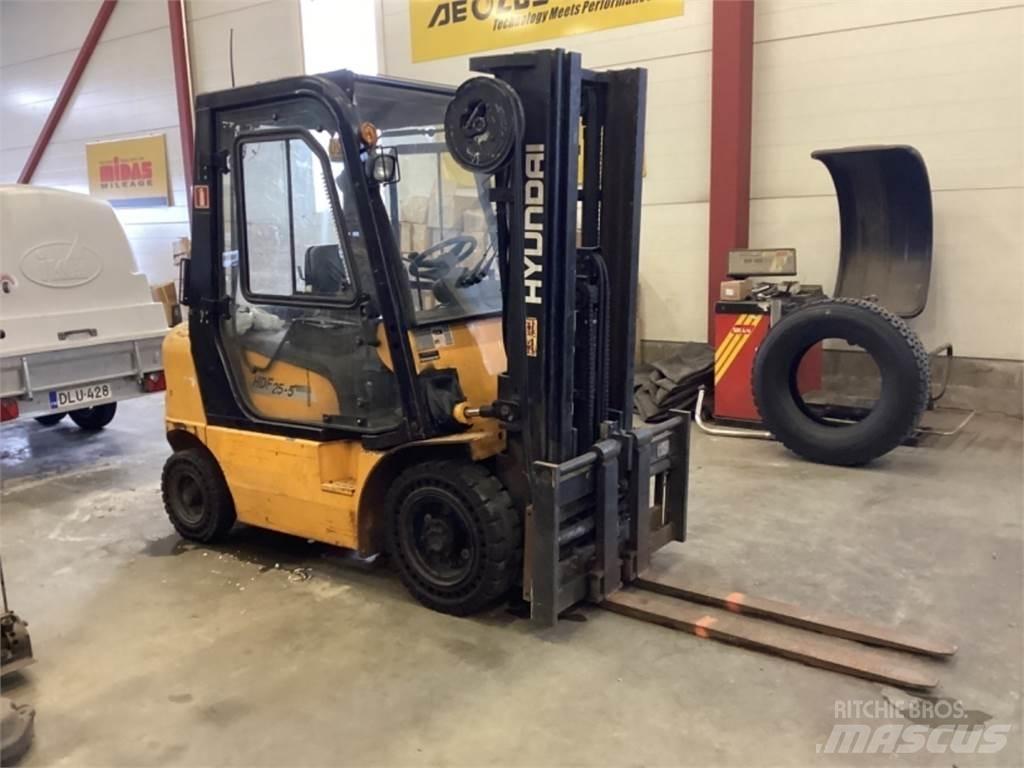 Hyundai HDE 25 E Stivuitor diesel