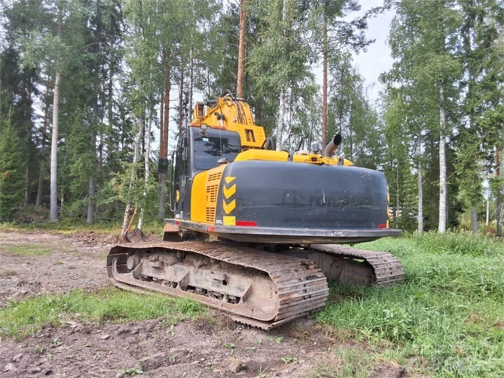JCB 210 LCT4 Excavatoare pe șenile
