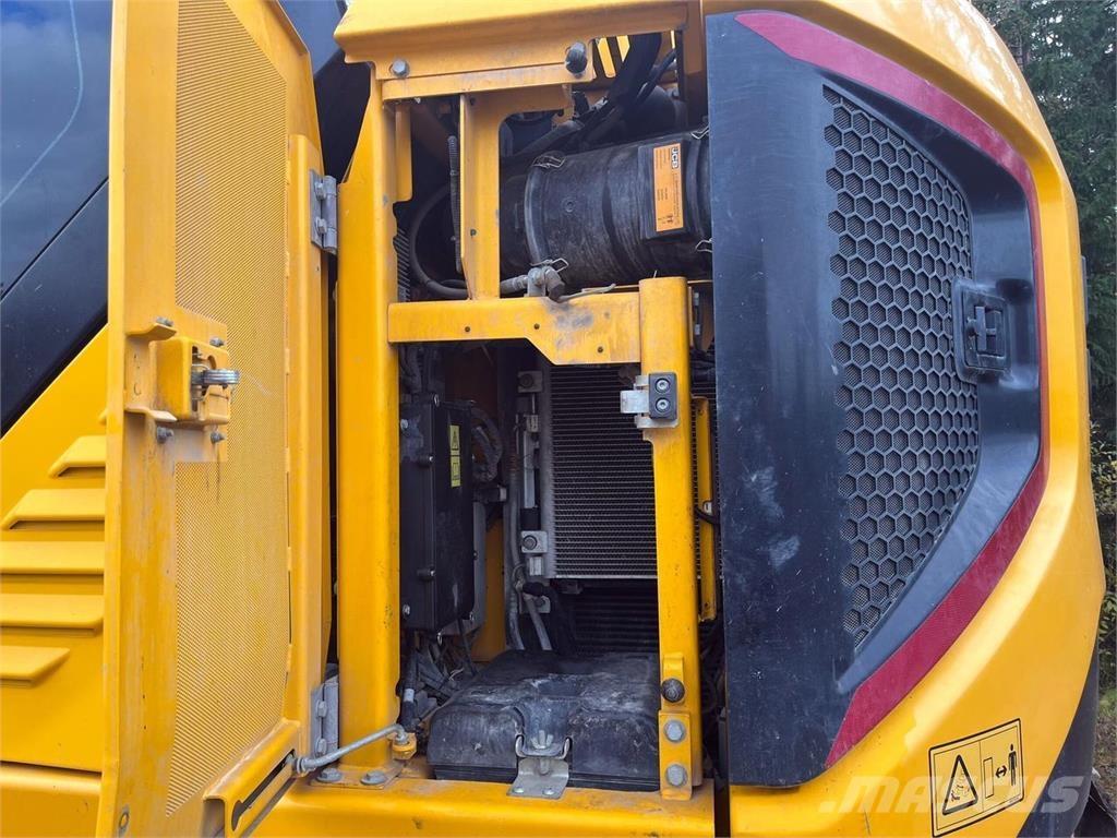 JCB 245XR Excavatoare pe șenile
