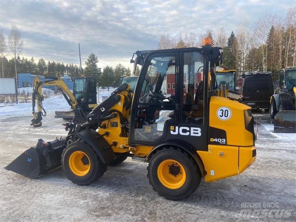 JCB 403 Plus Incarcator pe pneuri