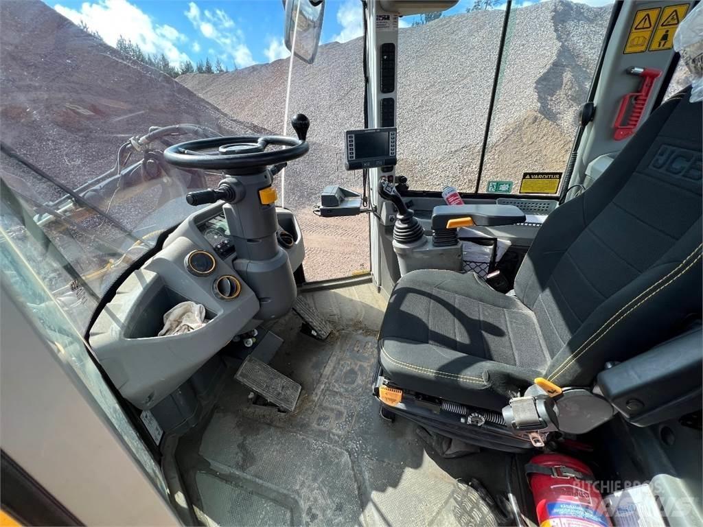 JCB 457 ht Incarcator pe pneuri