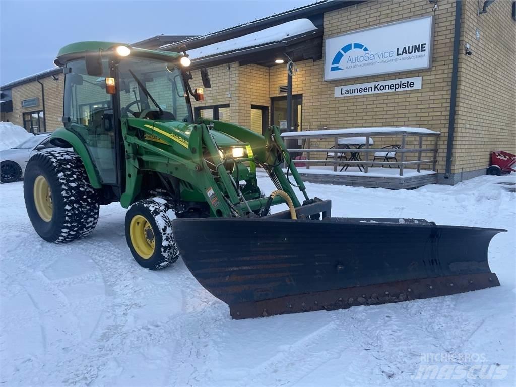 John Deere 4520 Utilaje întreţinere terenuri - Altele