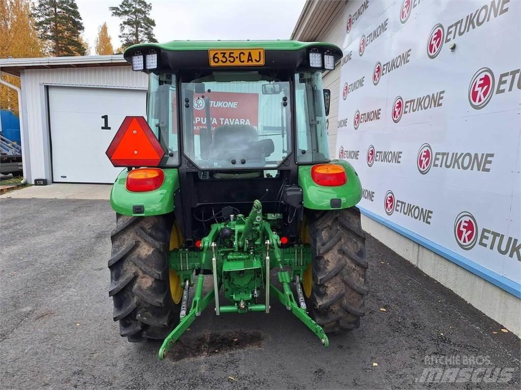 John Deere 5055e Tractoare